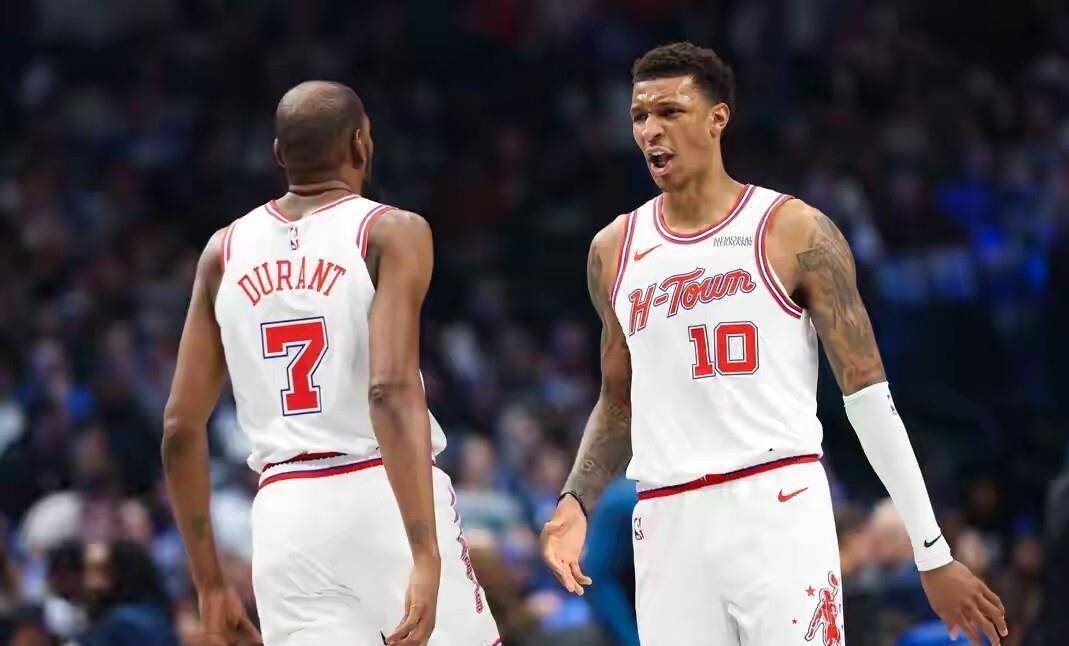 爱游戏下载-勒沃库森租借签下巴黎后卫穆杰莱